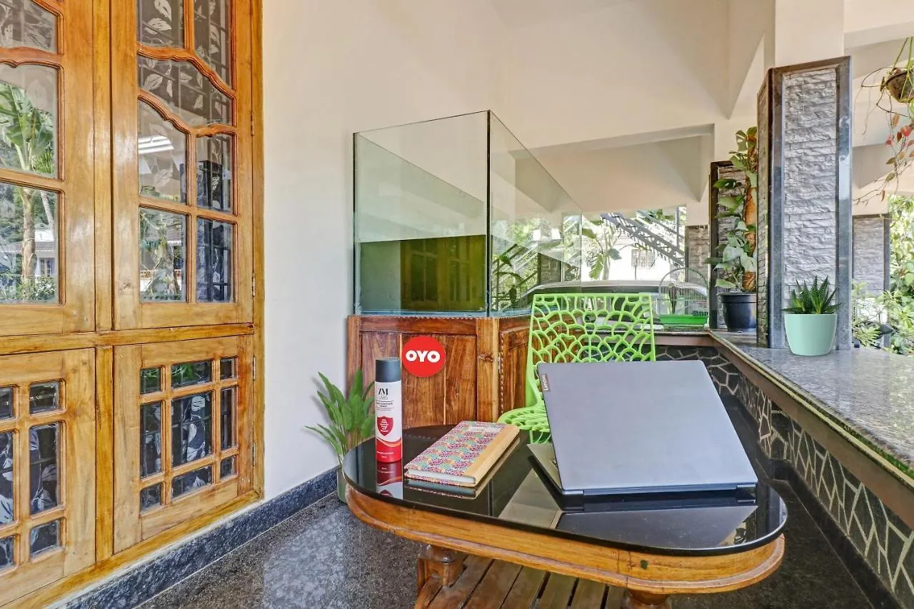 Oyo 87481 Abhayam Homestay Hotel